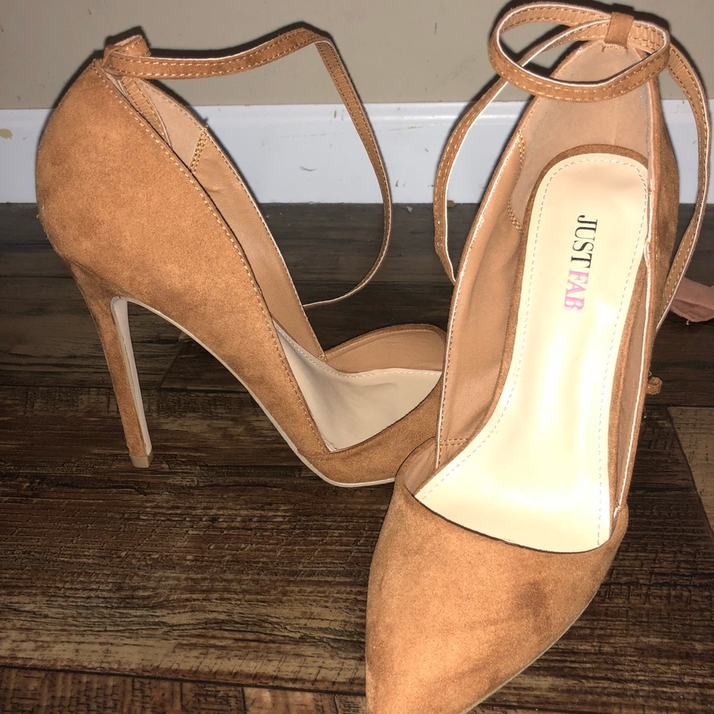 Pumps, heels